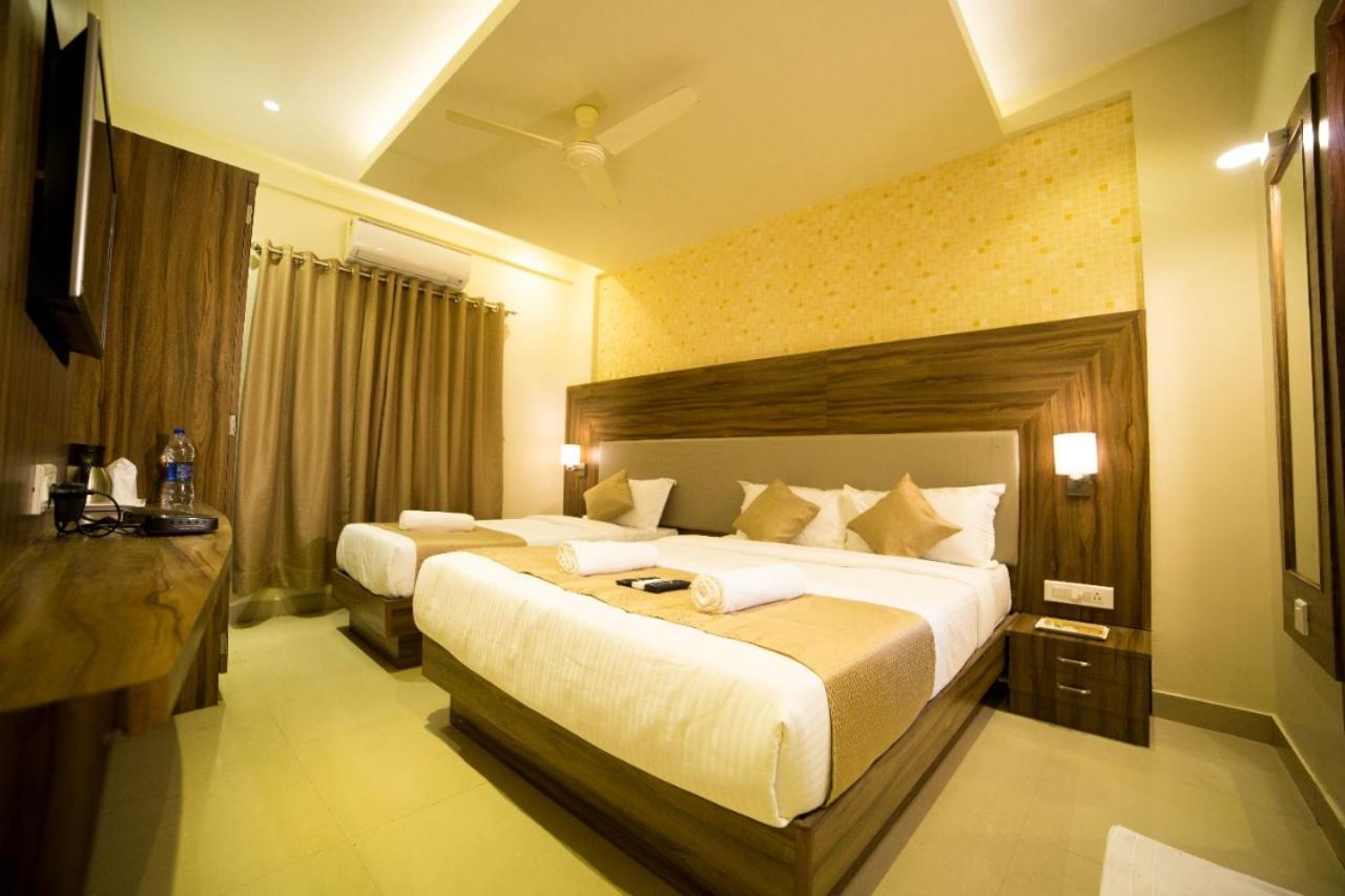 Hotel Plaza Heights Bangalore Exterior photo